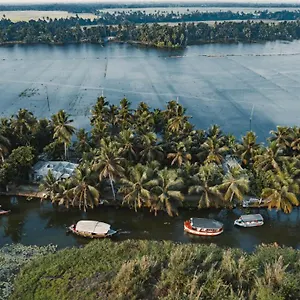 Resort Amritara A Symphony, Mararikulam