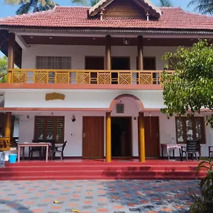  Séjour chez l'habitant Marari Anna