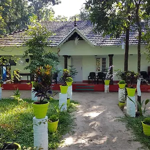 Marari Nadiya Mararikulam